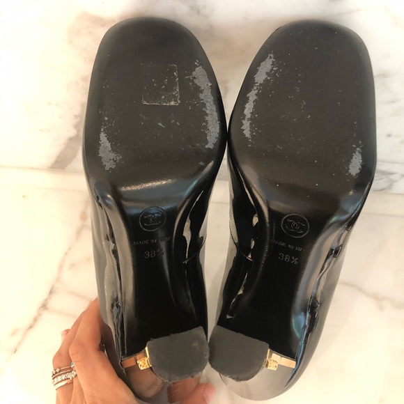 Mint Condition Chanel Patent Pumps - Picture 8 of 8